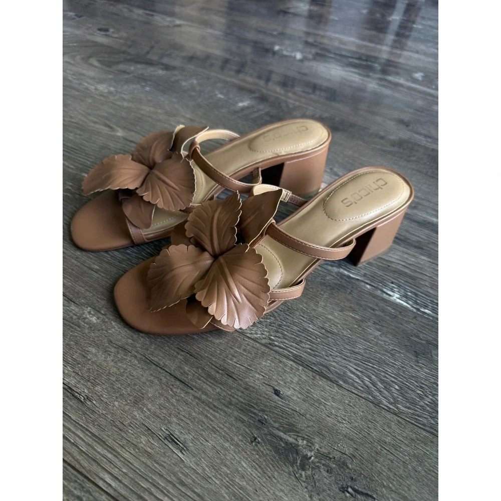 Chicos 9 Pia Leafy Block Heel Tan Brown Slip On Mule Sandals Floral Appliqué